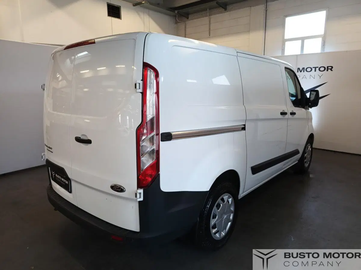 Ford Transit Custom Furgone usata a Varese (6)