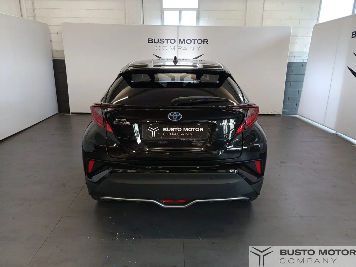 Toyota Toyota C-HR usata a Varese (5)