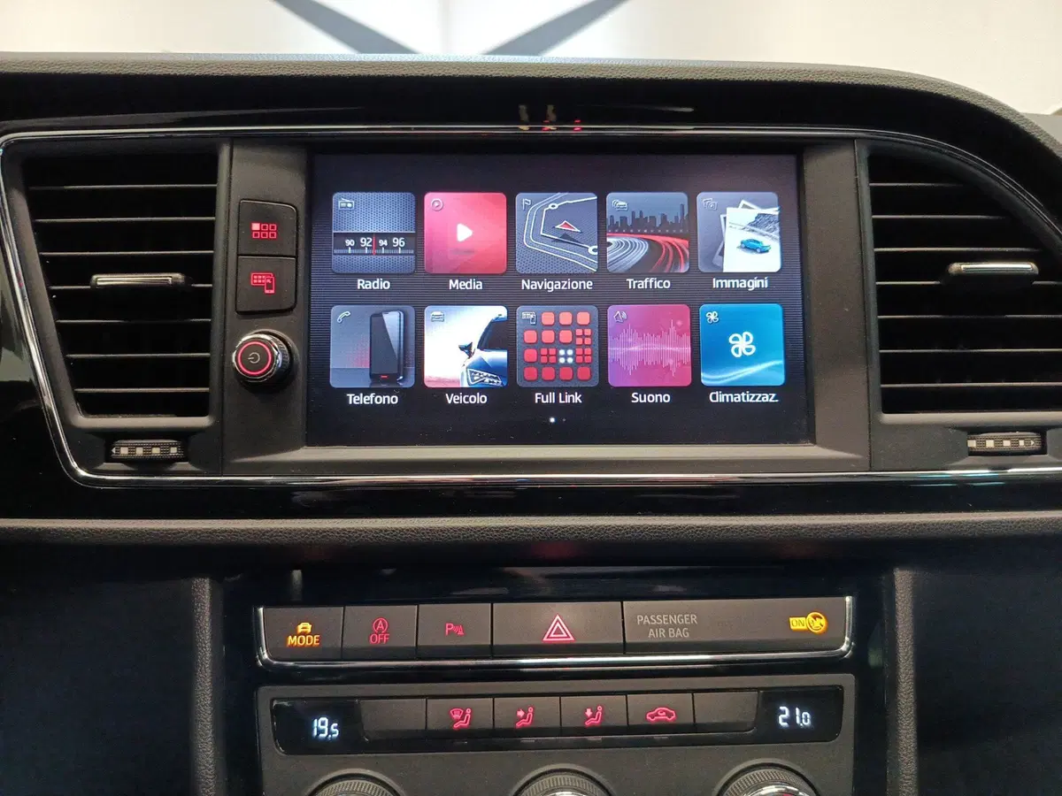 SEAT Leon ST usata a Varese (13)
