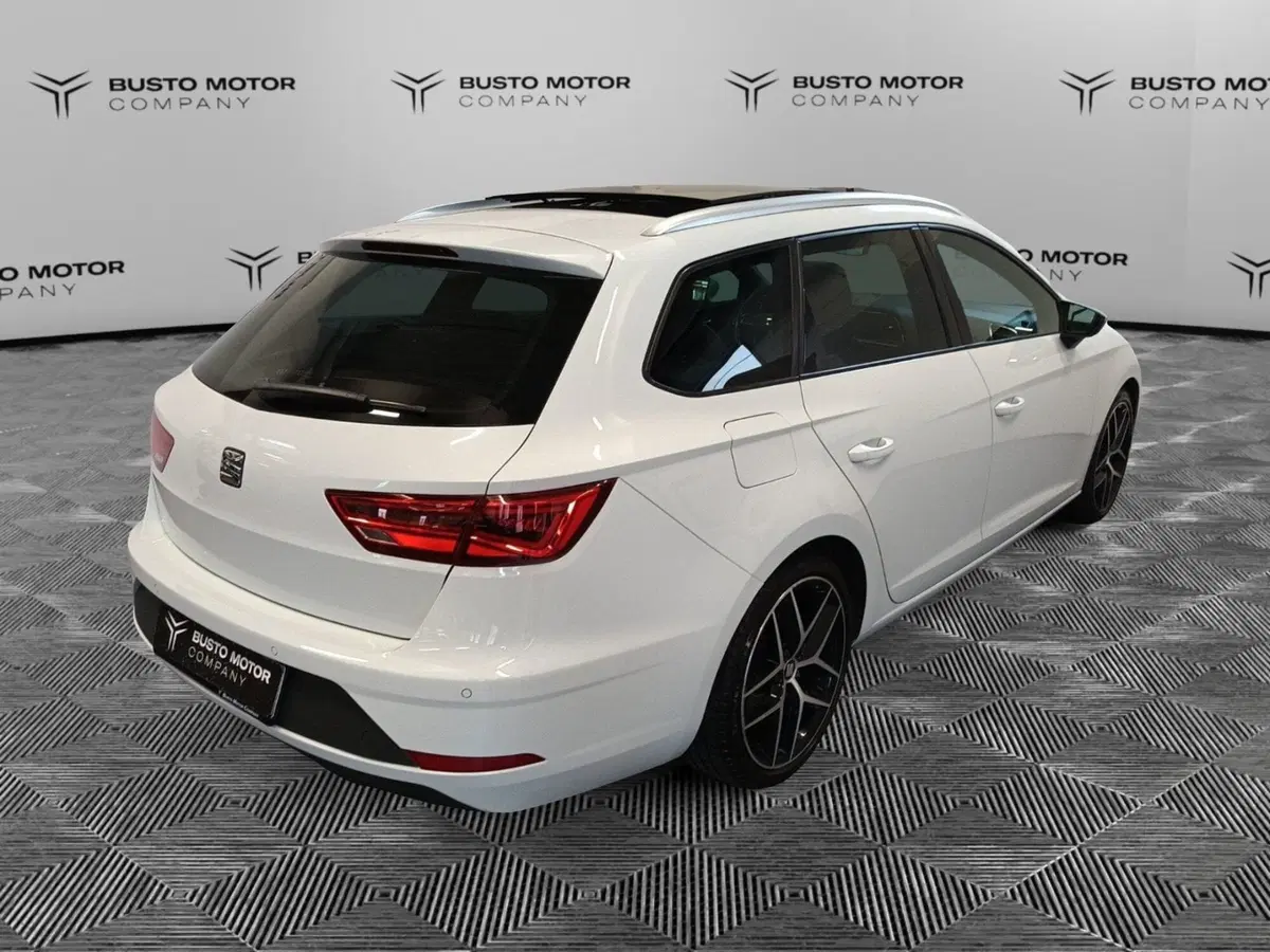 SEAT Leon ST usata a Varese (4)