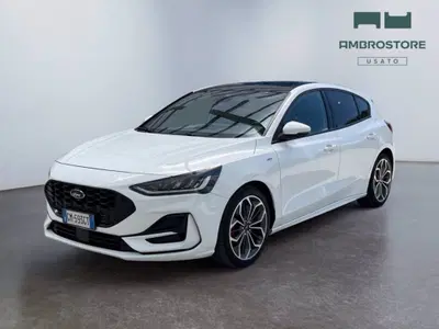 Ford Focus 1.0t ecoboost h ST-Line X 155cv powershift del 2023 usata a Segrate