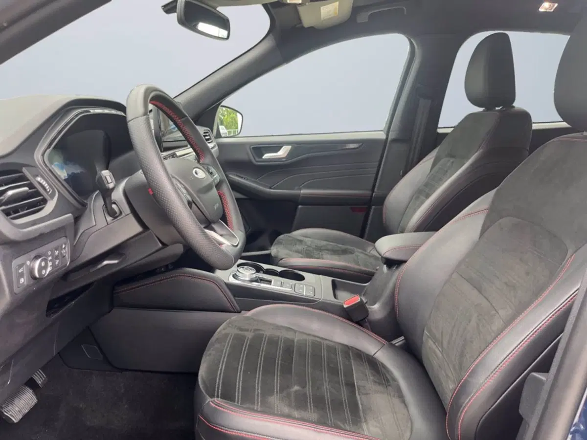 Ford Kuga usata a Milano (10)