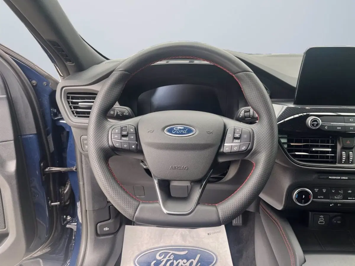 Ford Kuga usata a Milano (13)
