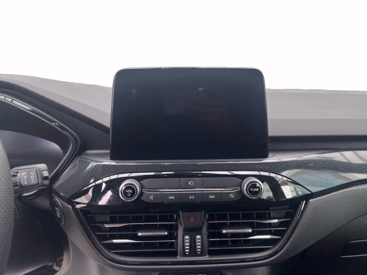 Ford Kuga usata a Milano (14)