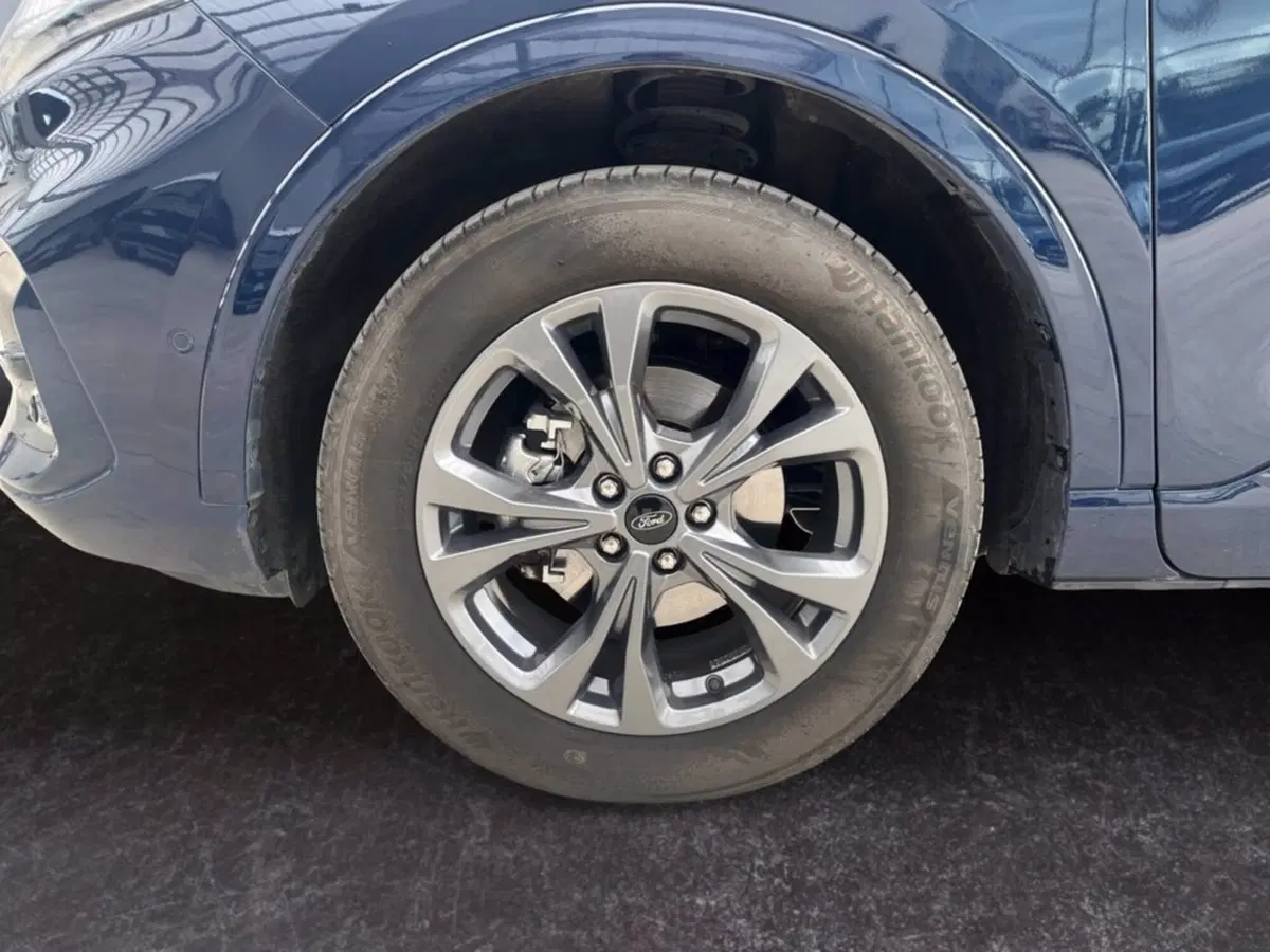 Ford Kuga usata a Milano (9)