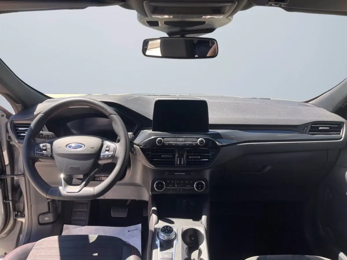 Ford Kuga usata a Milano (12)