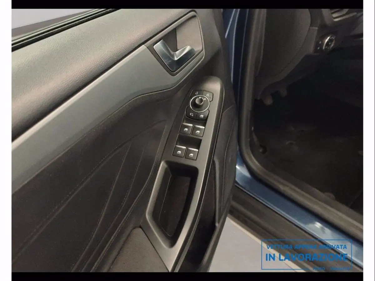 Ford Focus Station Wagon usata a Catania (10)