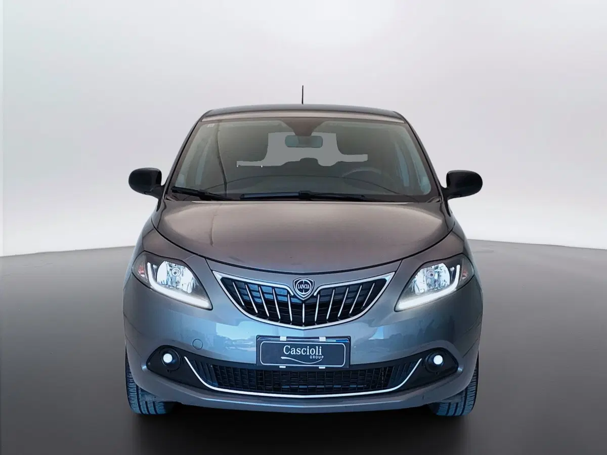 Lancia Ypsilon usata a Ascoli Piceno (2)