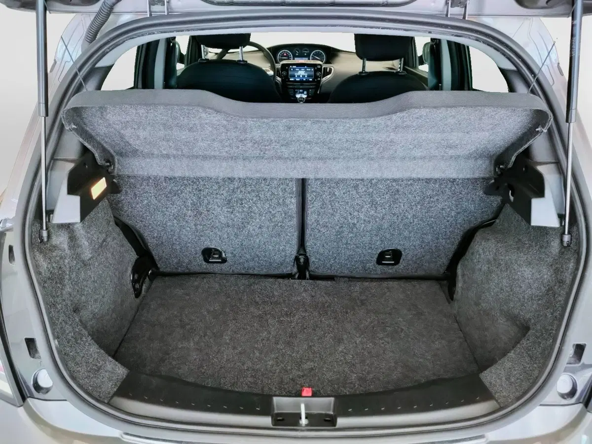Lancia Ypsilon usata a Ascoli Piceno (9)
