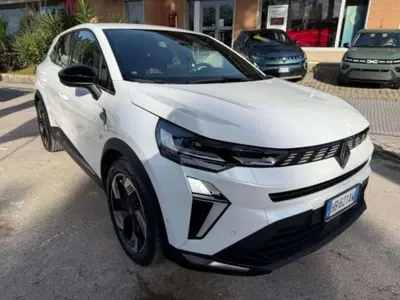 Renault Symbioz 1.6 full hybrid Techno 145cv auto del 2025 usata a Empoli