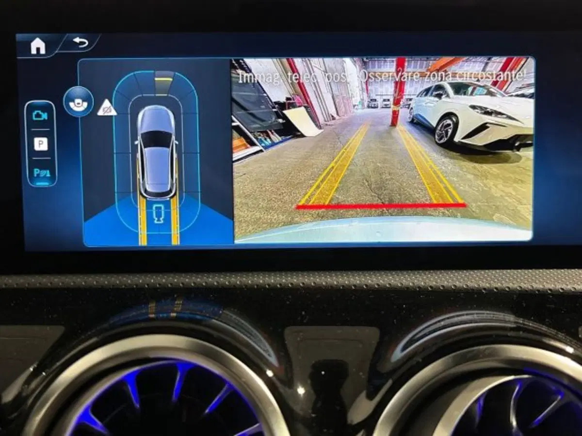 Mercedes-Benz Classe A nuova a Bologna (12)