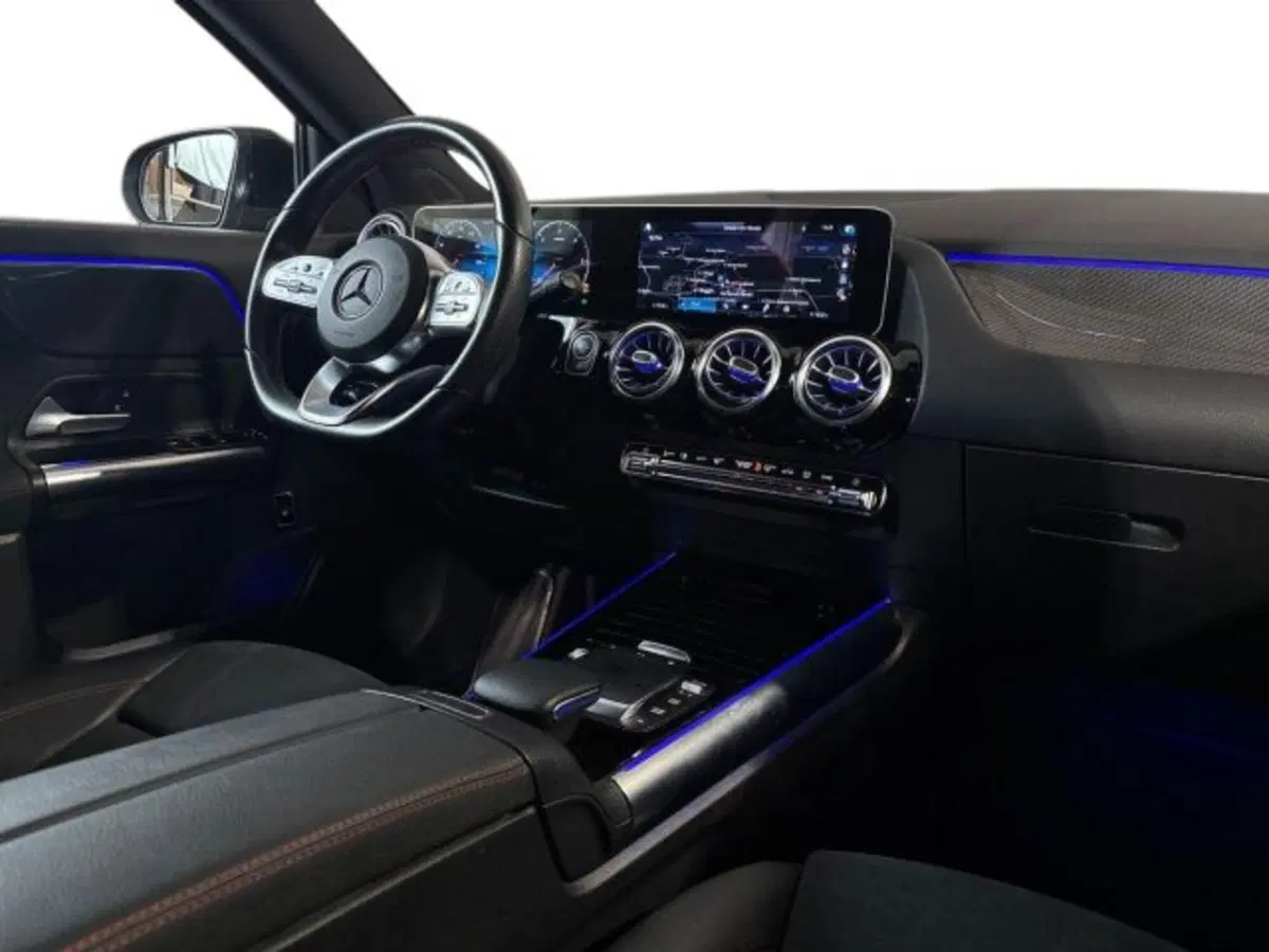 Mercedes-Benz GLA SUV usata a Bologna (15)