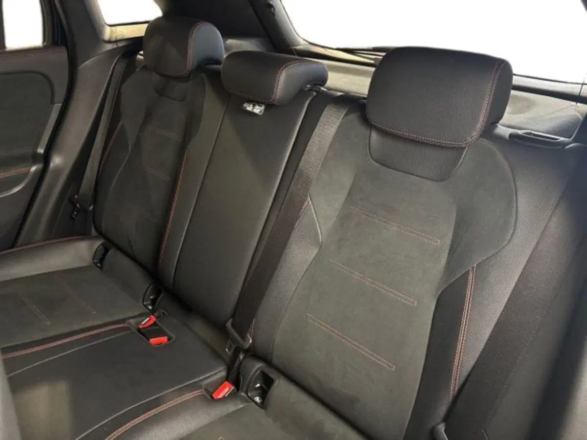 Mercedes-Benz GLA SUV usata a Bologna (16)
