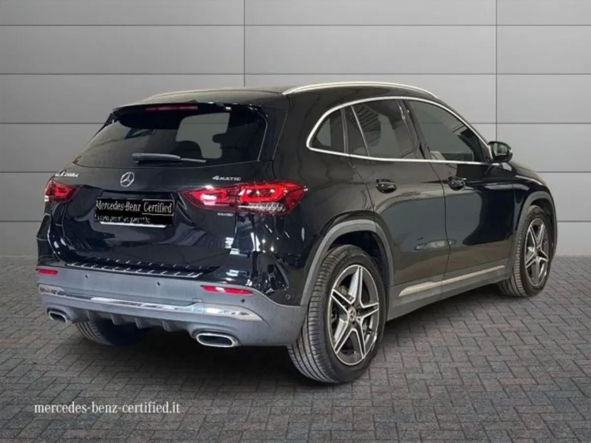 Mercedes-Benz GLA SUV usata a Bologna (2)