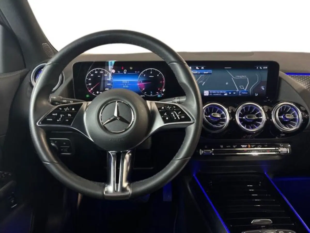 Mercedes-Benz GLA SUV usata a Bologna (11)
