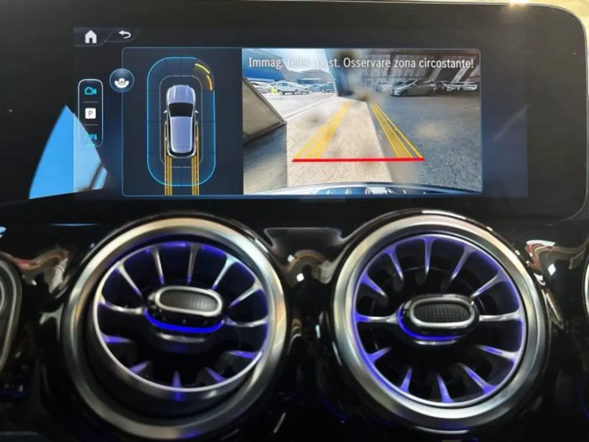 Mercedes-Benz GLA SUV usata a Bologna (14)