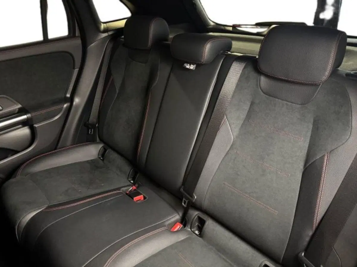 Mercedes-Benz GLA SUV usata a Bologna (16)