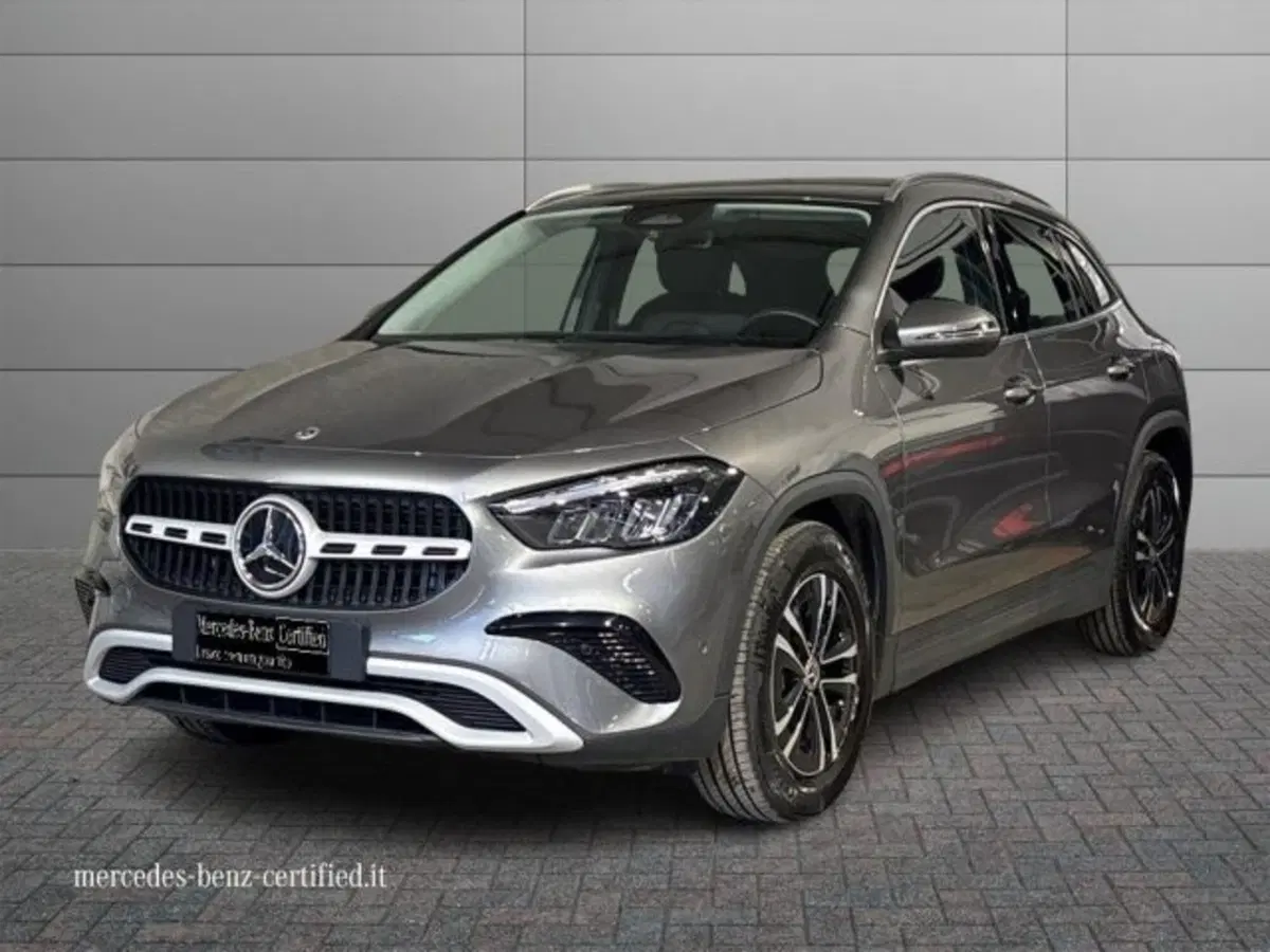 Mercedes-Benz GLA SUV usata a Bologna