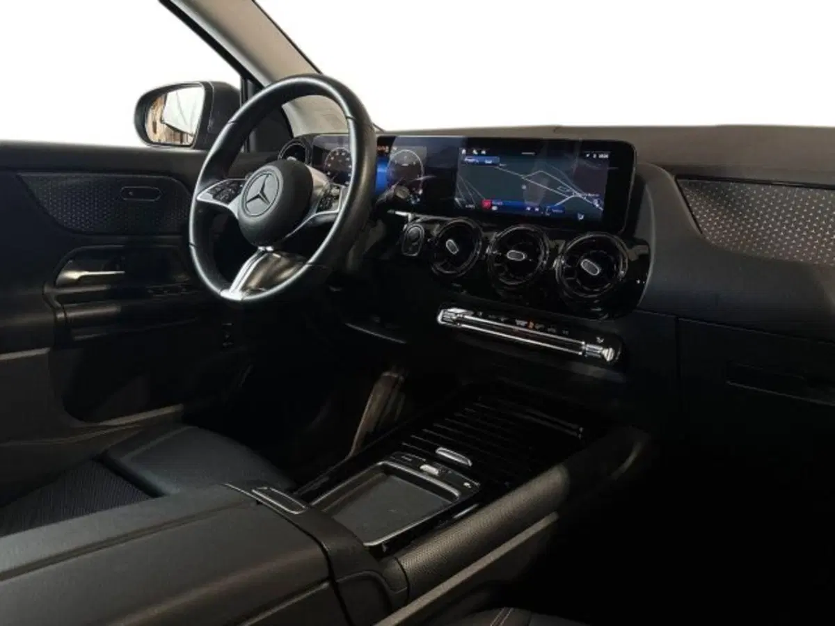 Mercedes-Benz GLA SUV usata a Bologna (15)