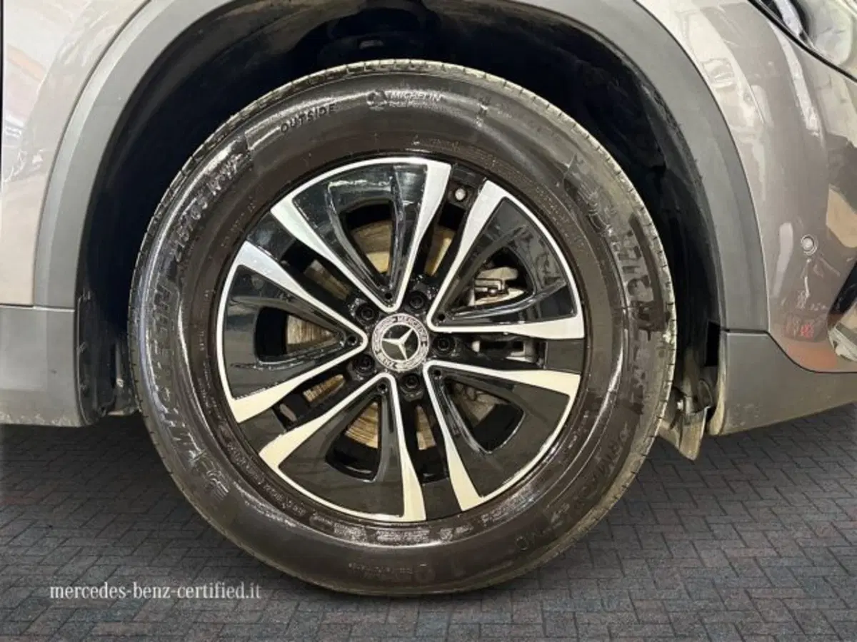 Mercedes-Benz GLA SUV usata a Bologna (17)