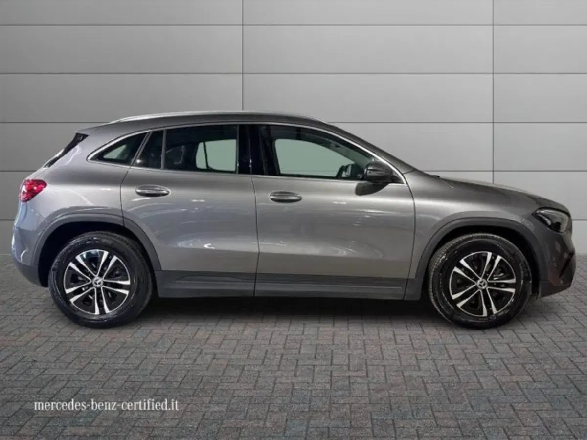 Mercedes-Benz GLA SUV usata a Bologna (5)
