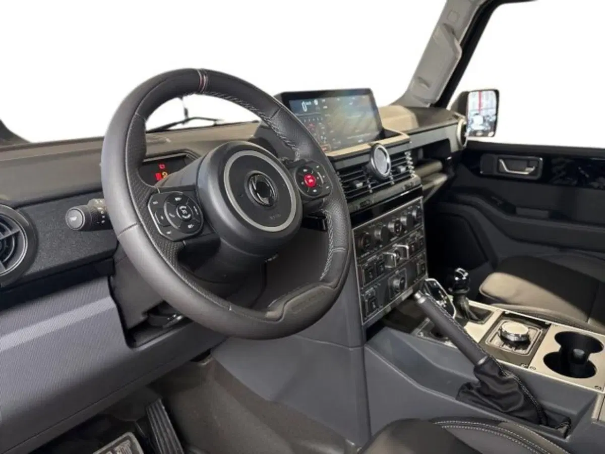 Ineos Grenadier Pick-up nuova a Bologna (11)