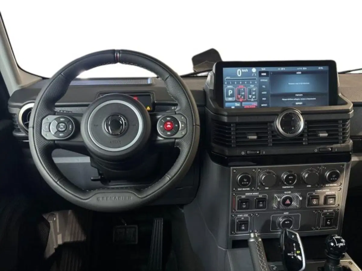 Ineos Grenadier Pick-up nuova a Bologna (14)