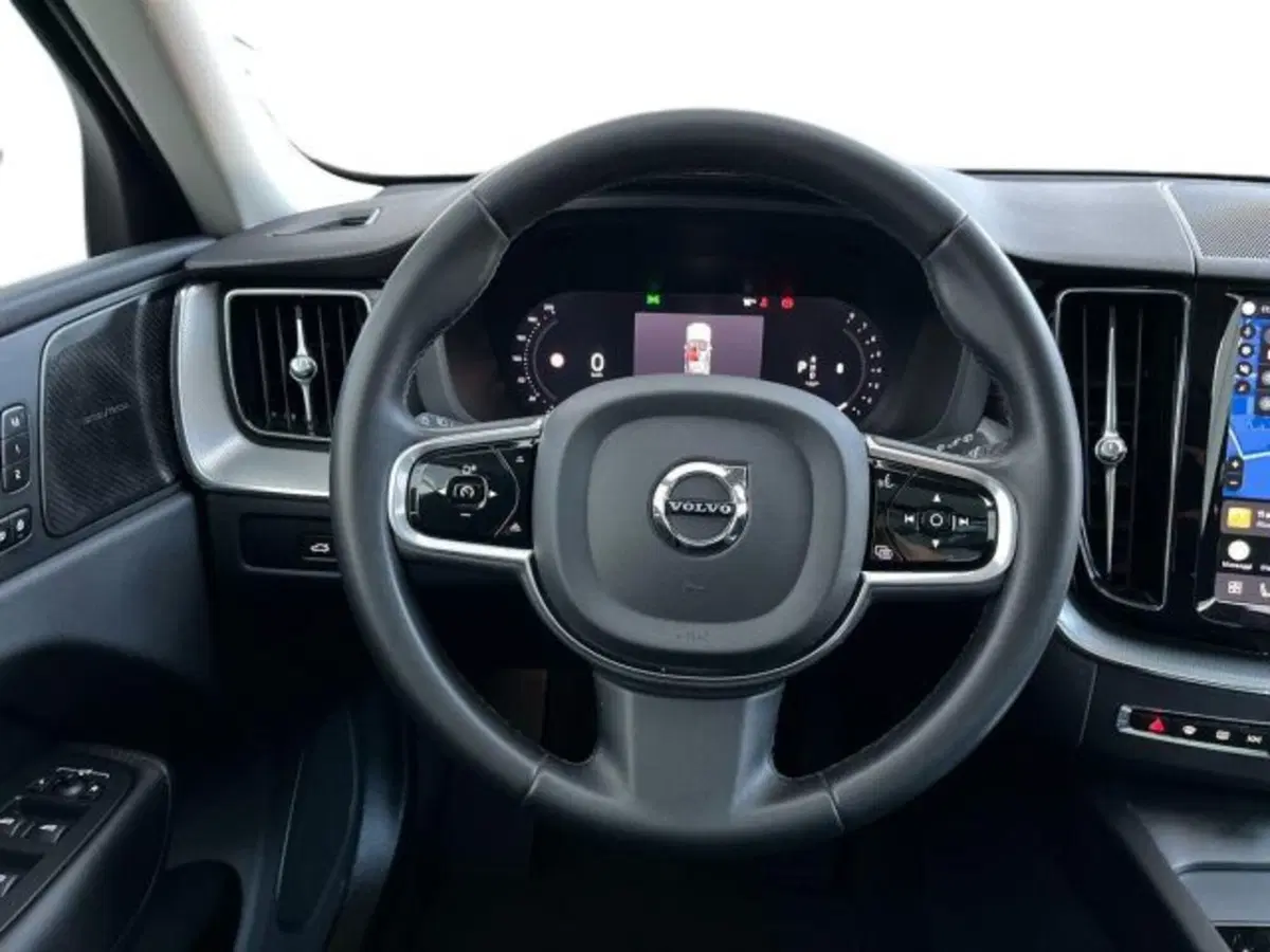 Volvo XC60 usata a Verona (11)