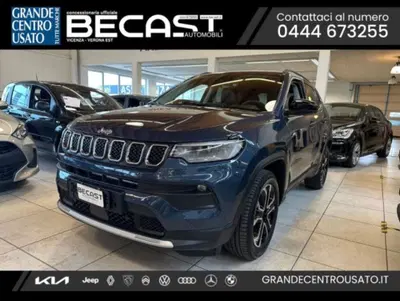 Jeep Compass 1.5 Turbo T4 130CV MHEV 2WD Limited del 2024 usata a Brendola