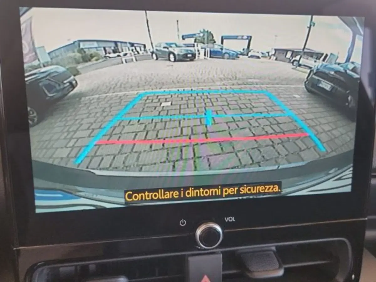 Toyota Yaris Cross usata a Roma (14)