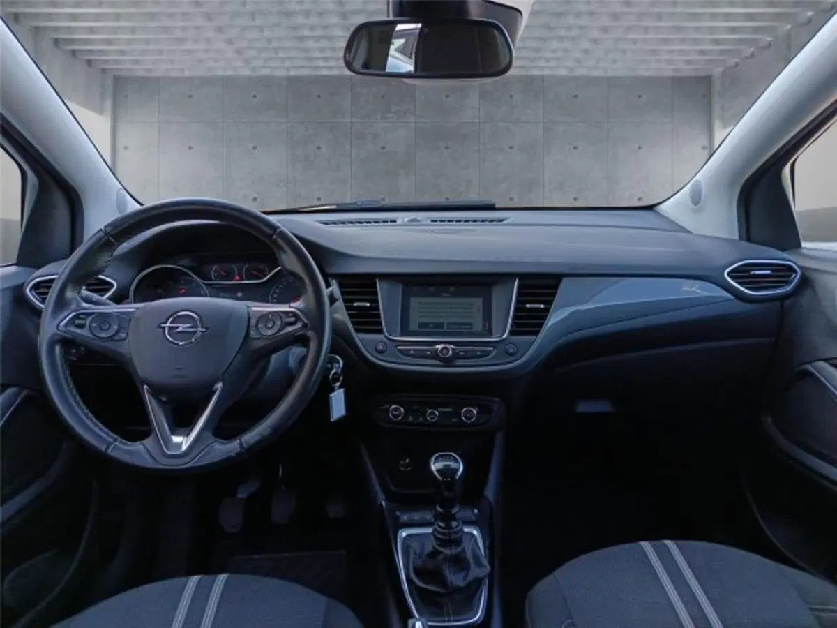 Opel Crossland usata a Bari (13)