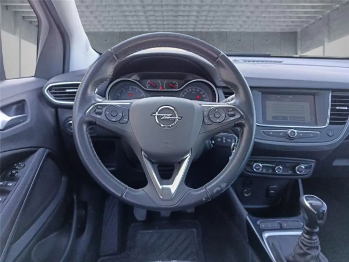 Opel Crossland usata a Bari (14)
