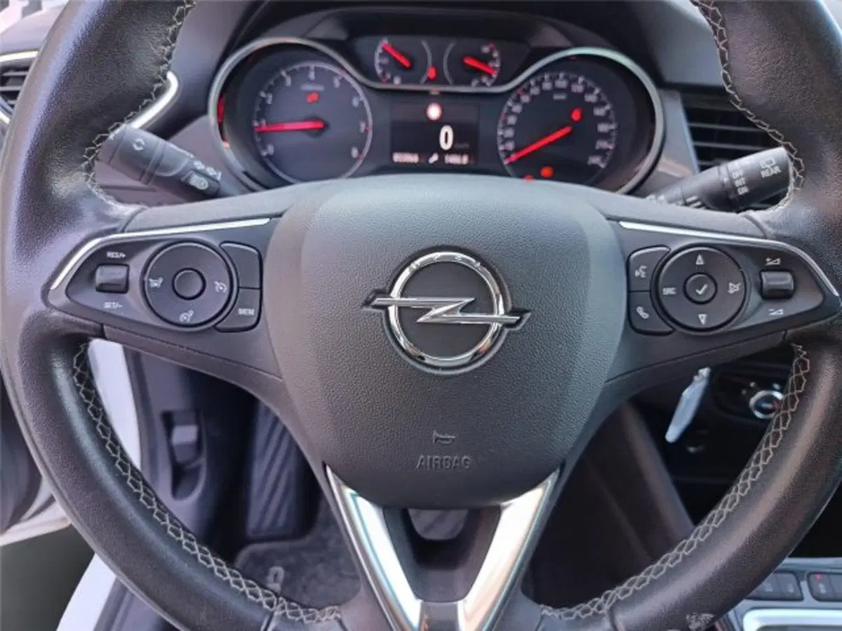 Opel Crossland usata a Bari (15)