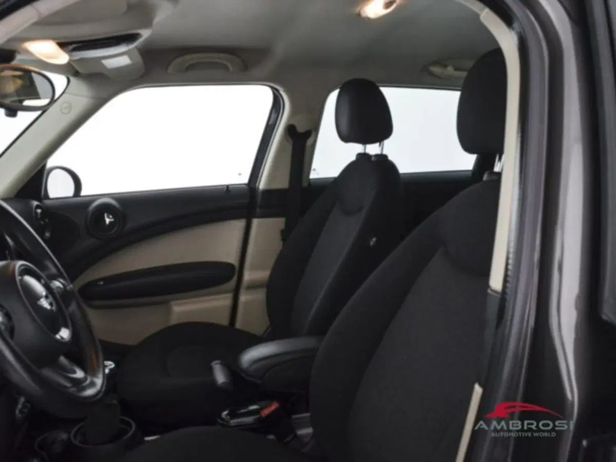 MINI Mini Countryman usata a Perugia (9)