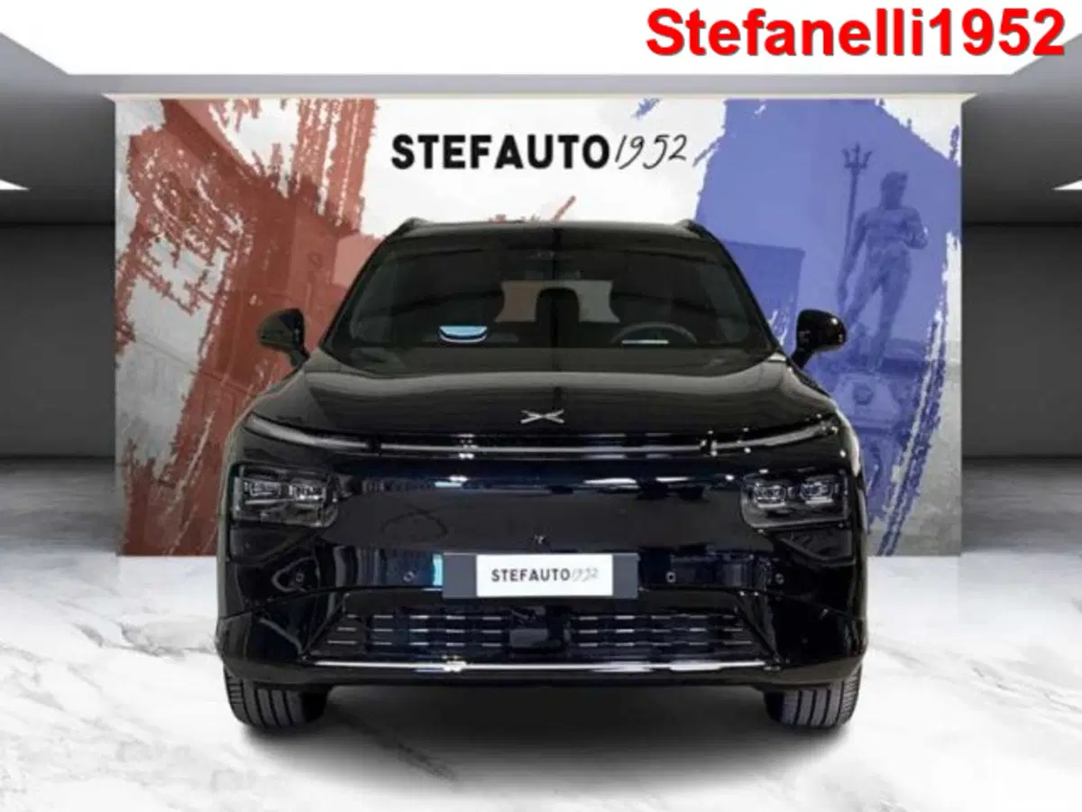 XPeng G9 nuova a Bologna (4)