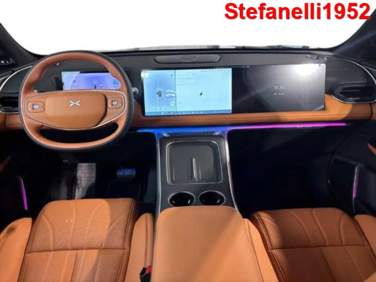 XPeng G9 nuova a Bologna (13)