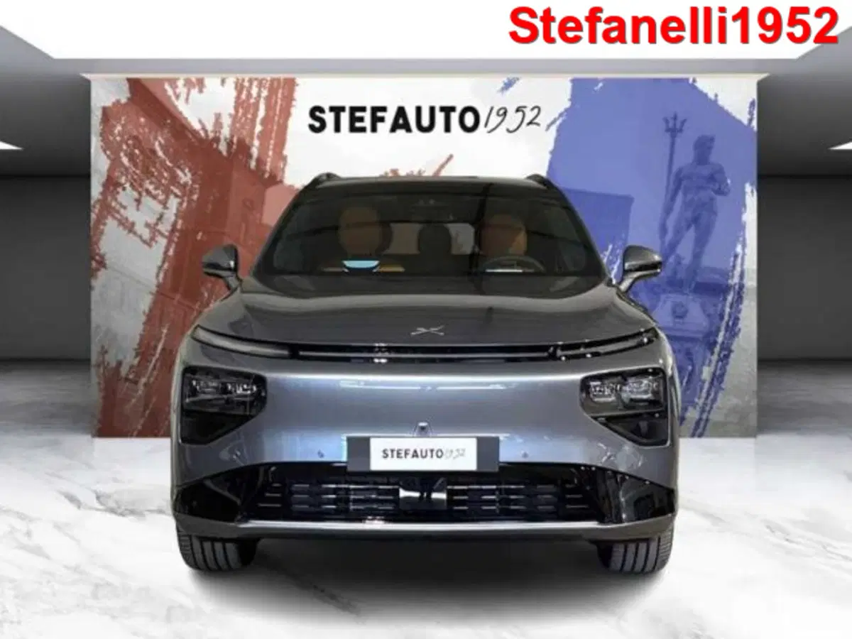 XPeng G9 nuova a Bologna (4)