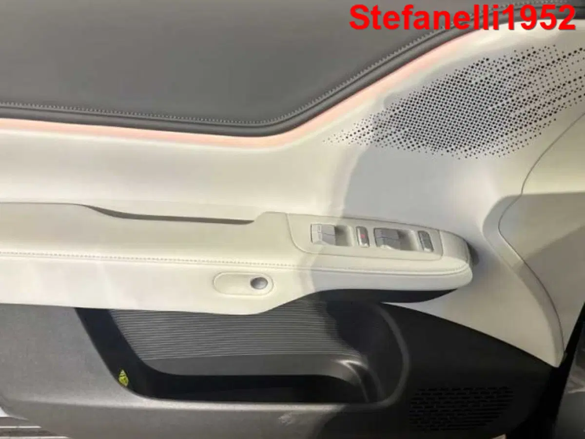 XPeng G6 nuova a Bologna (10)