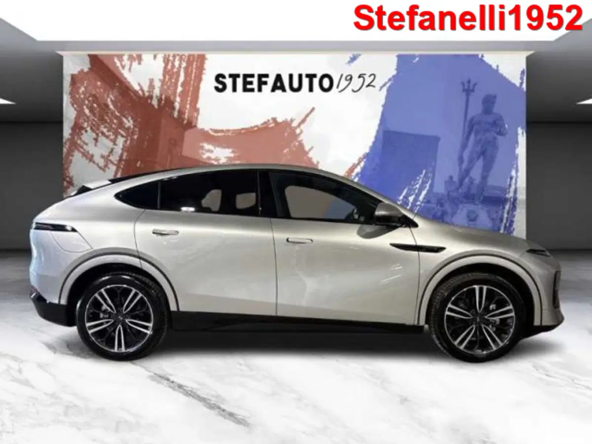 XPeng G6 nuova a Bologna (2)