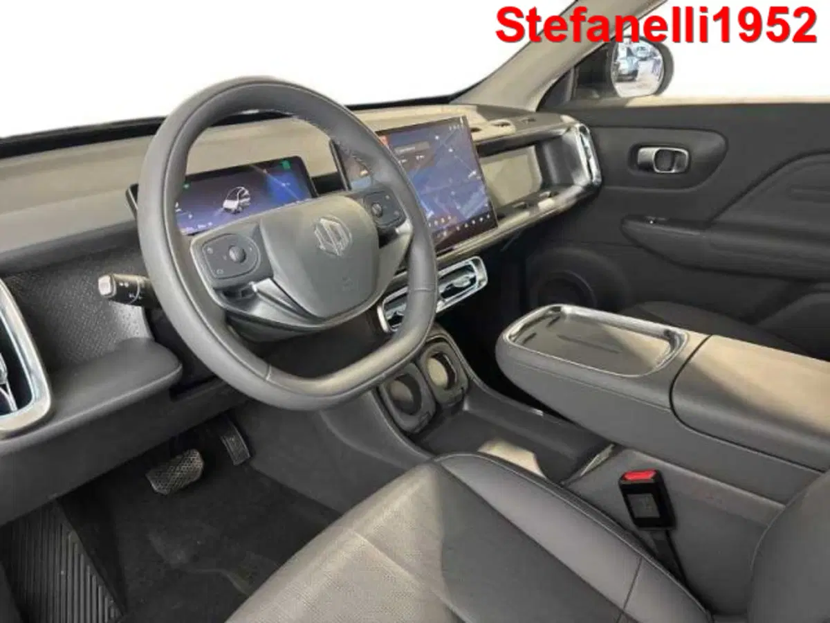 Leapmotor B10 nuova a Bologna (11)