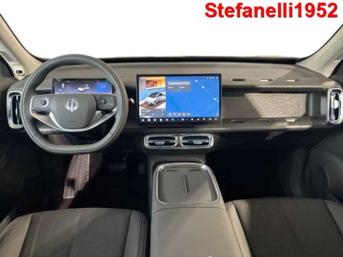 Leapmotor B10 nuova a Bologna (13)