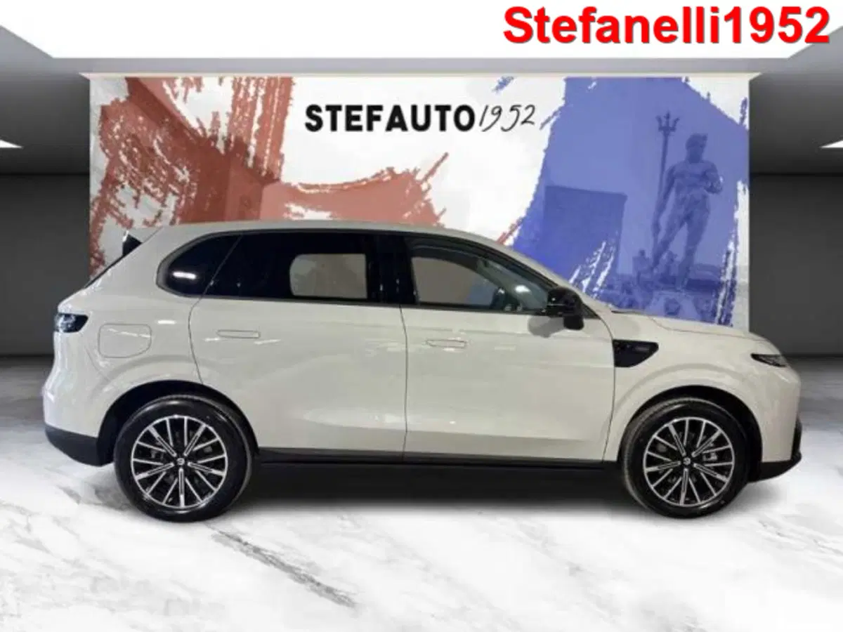 Leapmotor B10 nuova a Bologna (2)
