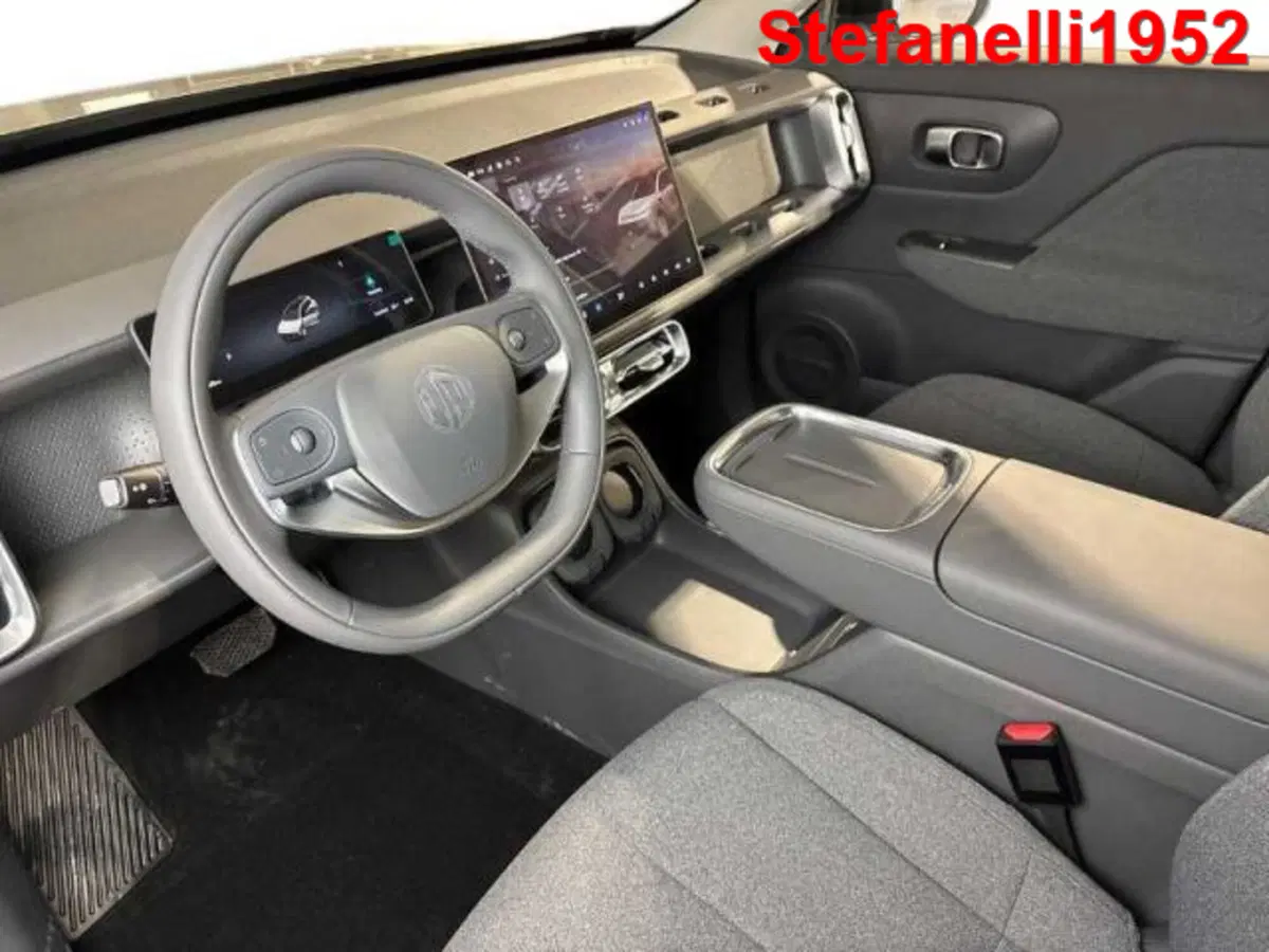 Leapmotor B10 nuova a Bologna (11)