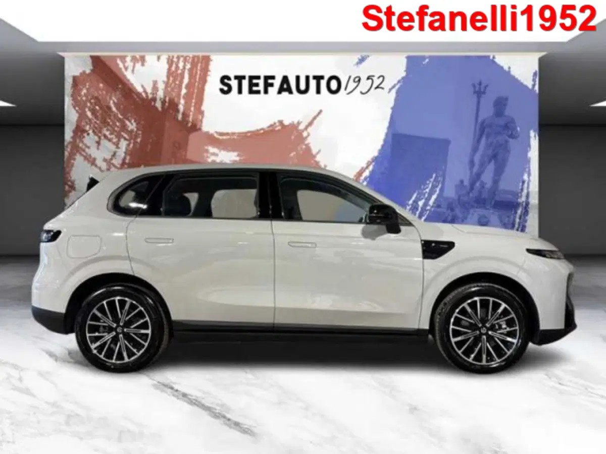 Leapmotor B10 nuova a Bologna (2)