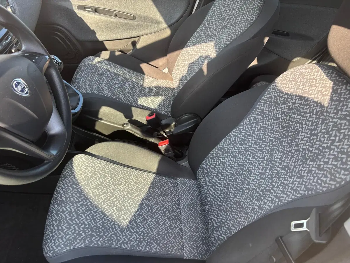 Lancia Ypsilon usata a Perugia (5)