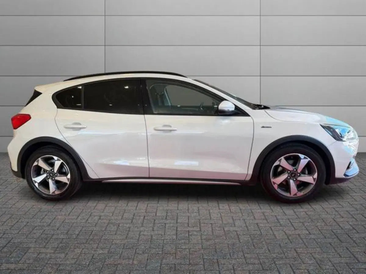 Ford Focus usata a Sassari (5)