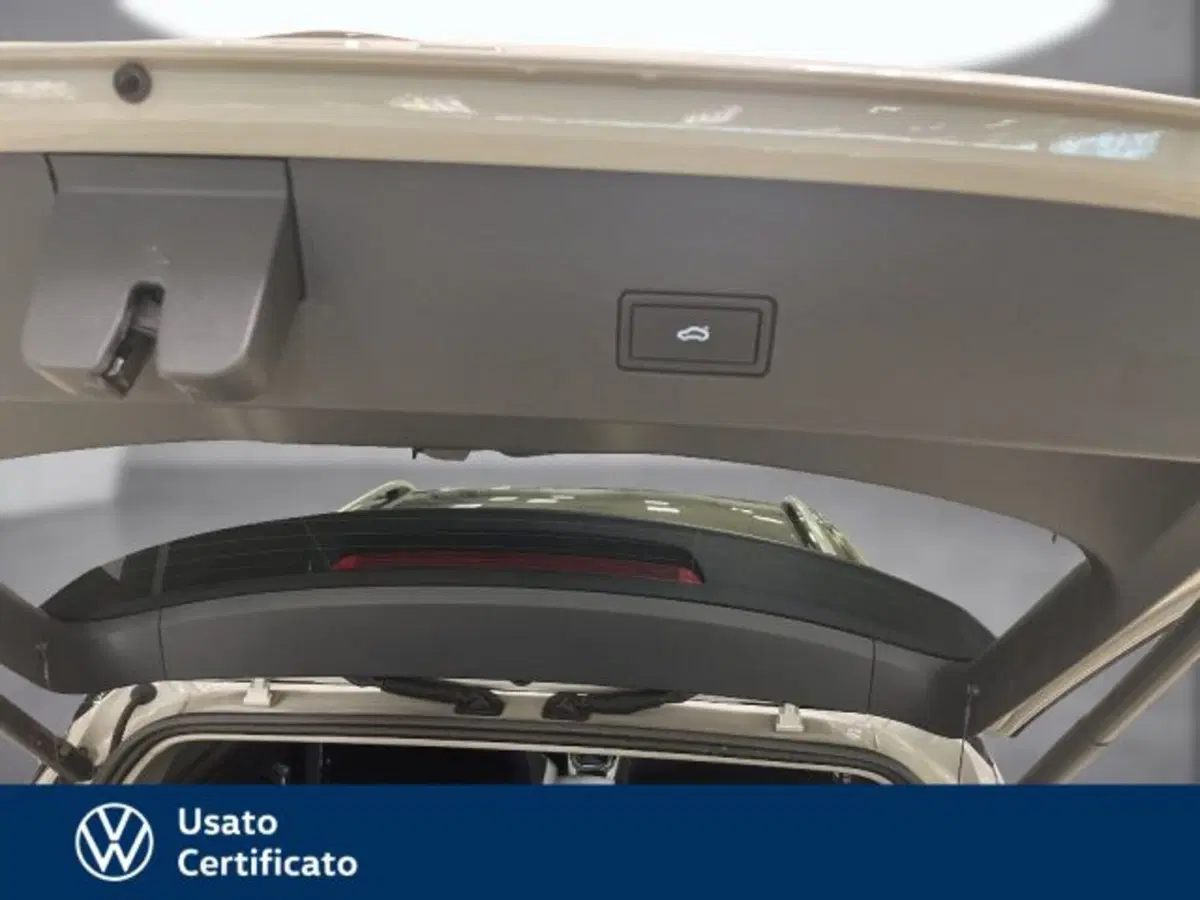 Volkswagen T-Roc usata a Vicenza (17)