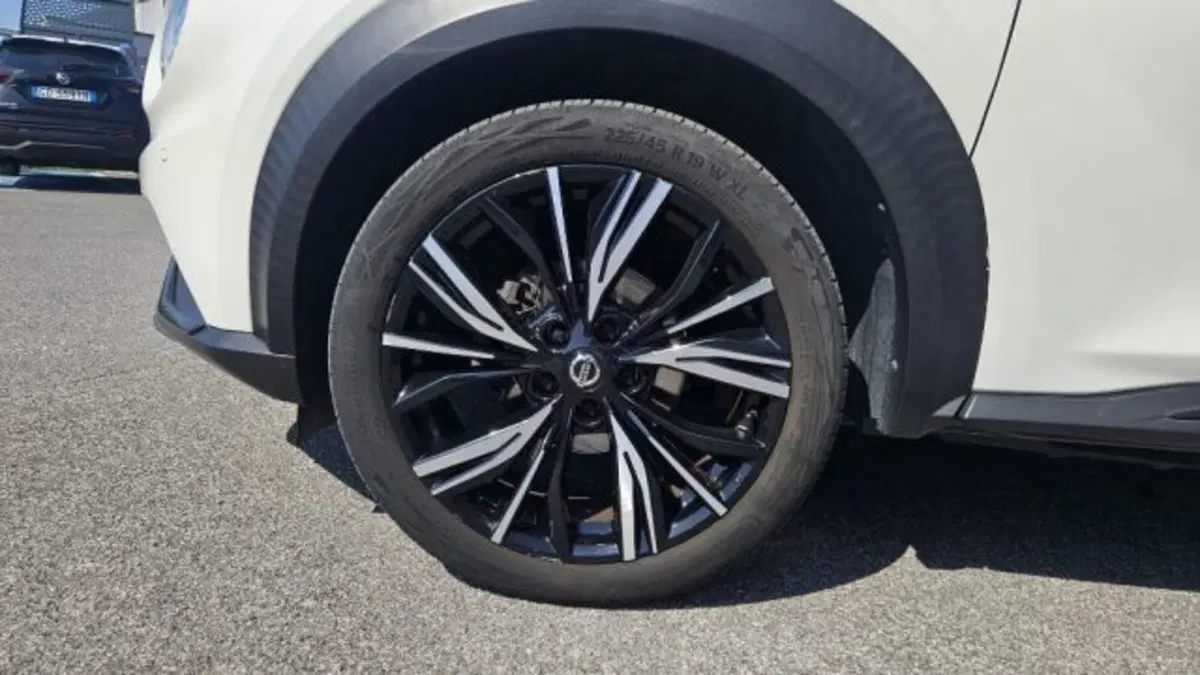 Nissan Juke usata a Lucca (17)