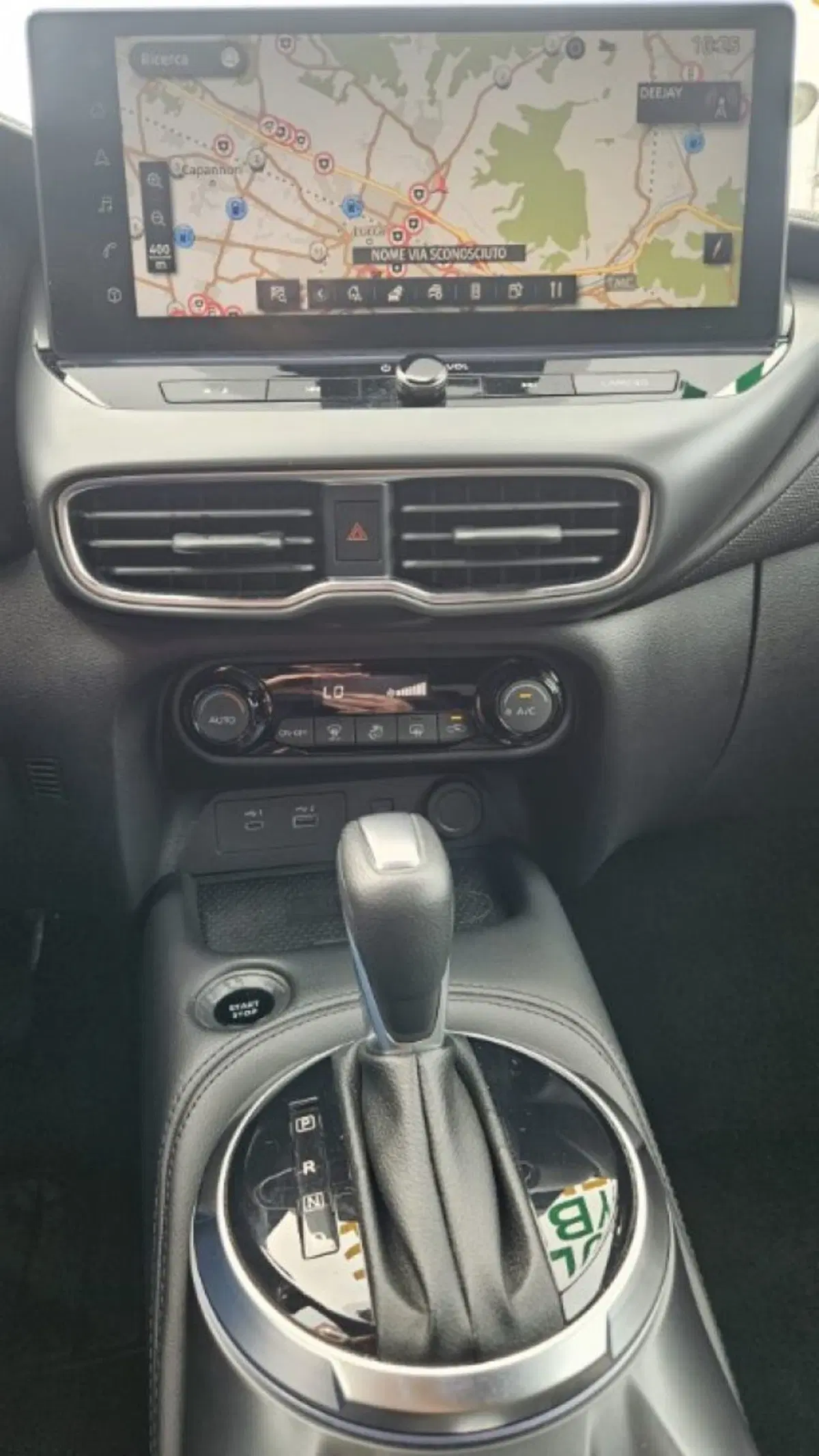 Nissan Juke usata a Lucca (9)