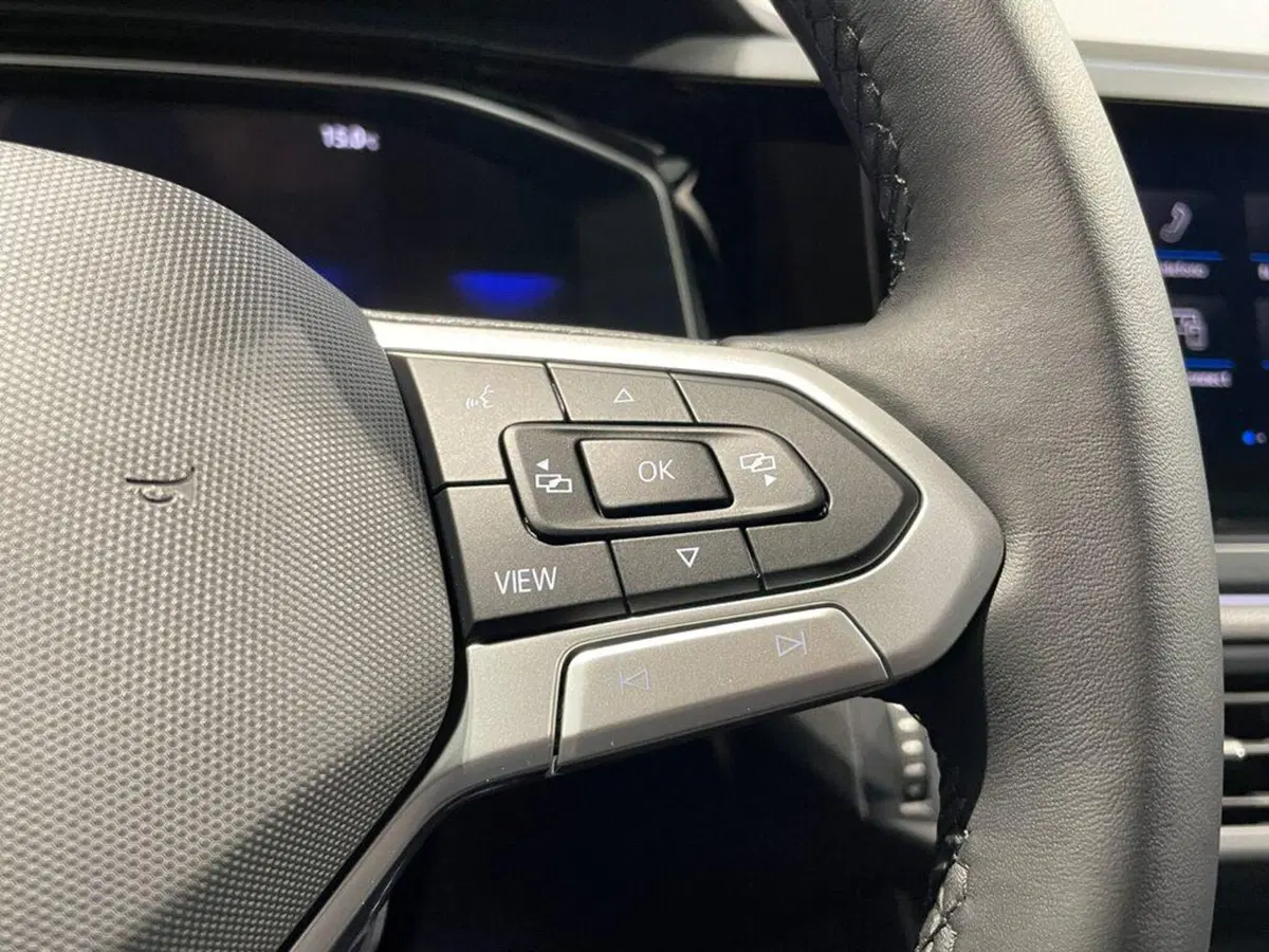 Volkswagen Polo nuova a Ravenna (15)